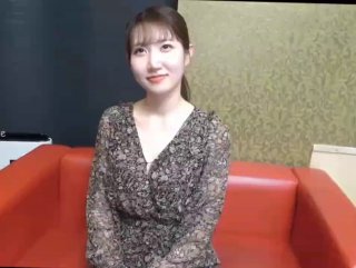 色无月JUFD-440 無毛全裸奴隷 被老公部下剃毛調教的美乳妻 林由奈